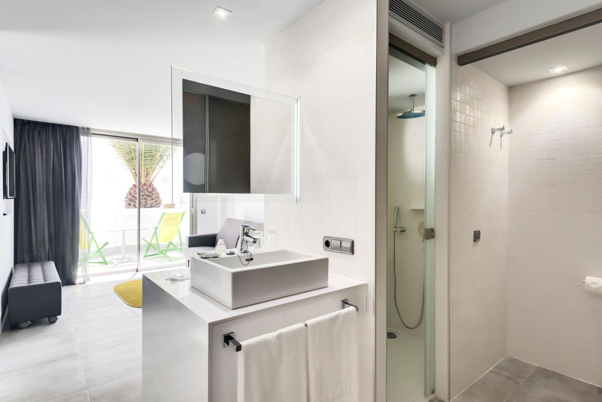 Barcelo Teguise Beach - Adults Only Costa Teguise Ngoại thất bức ảnh